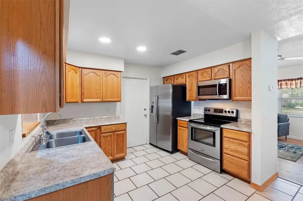 2334 Knoll Avenue S Palm Harbor FL 34683