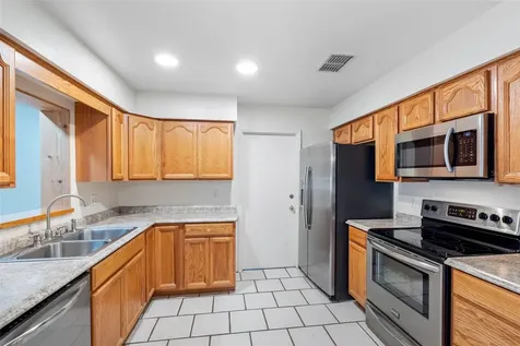 2334 Knoll Avenue S Palm Harbor FL 34683