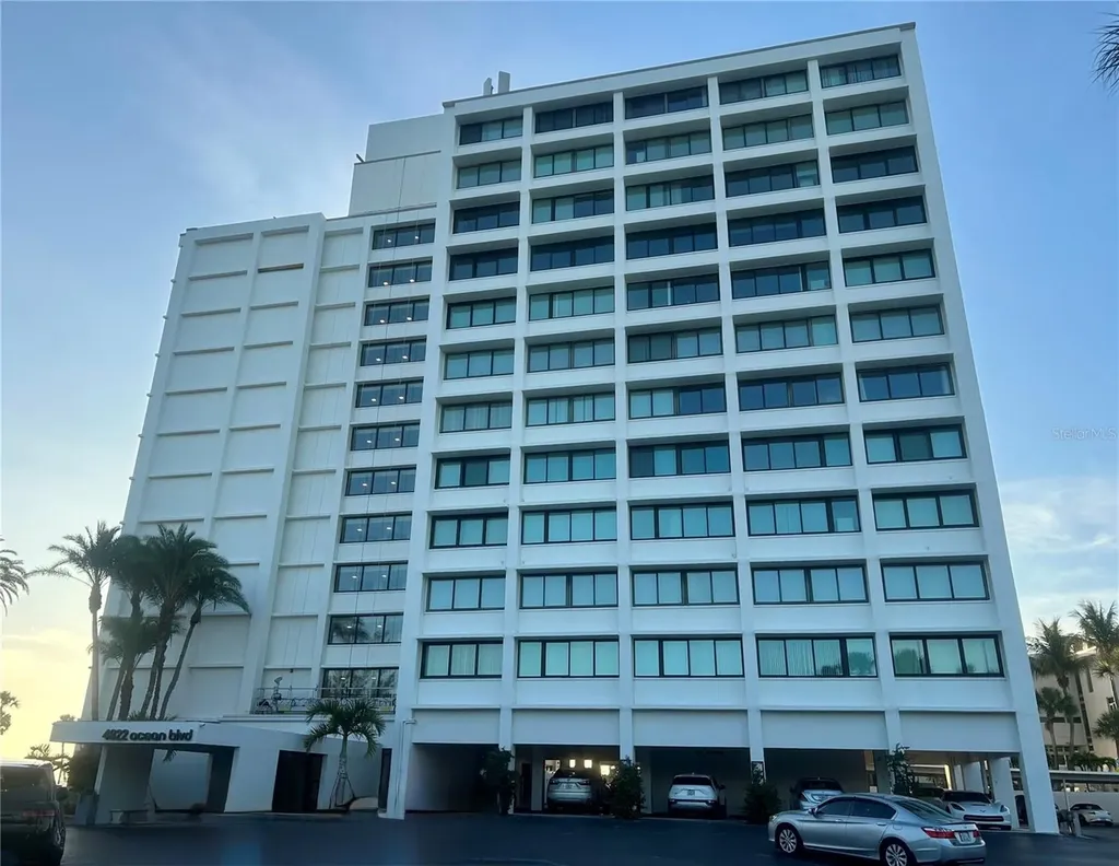 4822 Ocean Boulevard Sarasota FL 34242