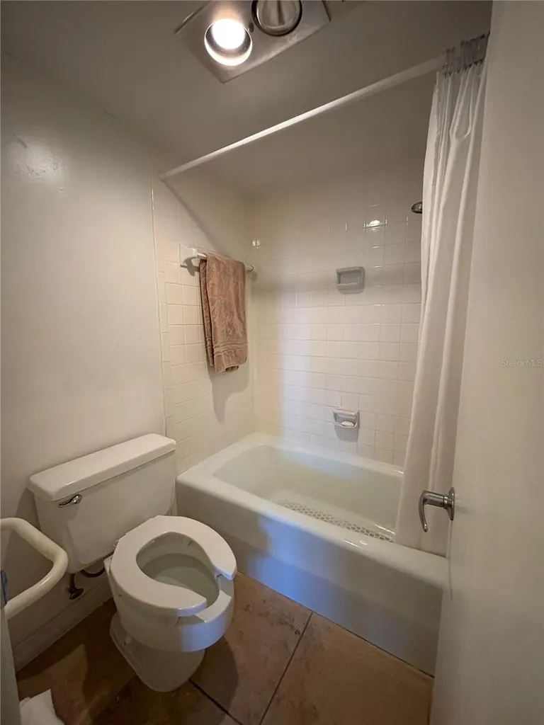 4822 Ocean Boulevard Sarasota FL 34242