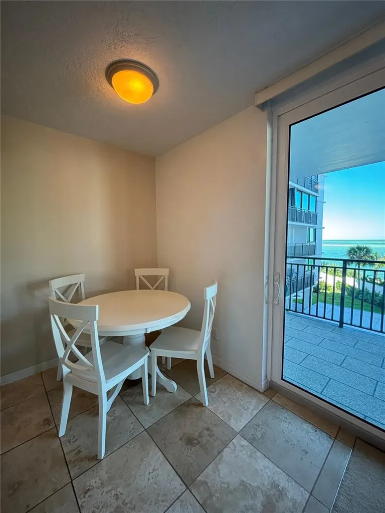 4822 Ocean Boulevard Sarasota FL 34242