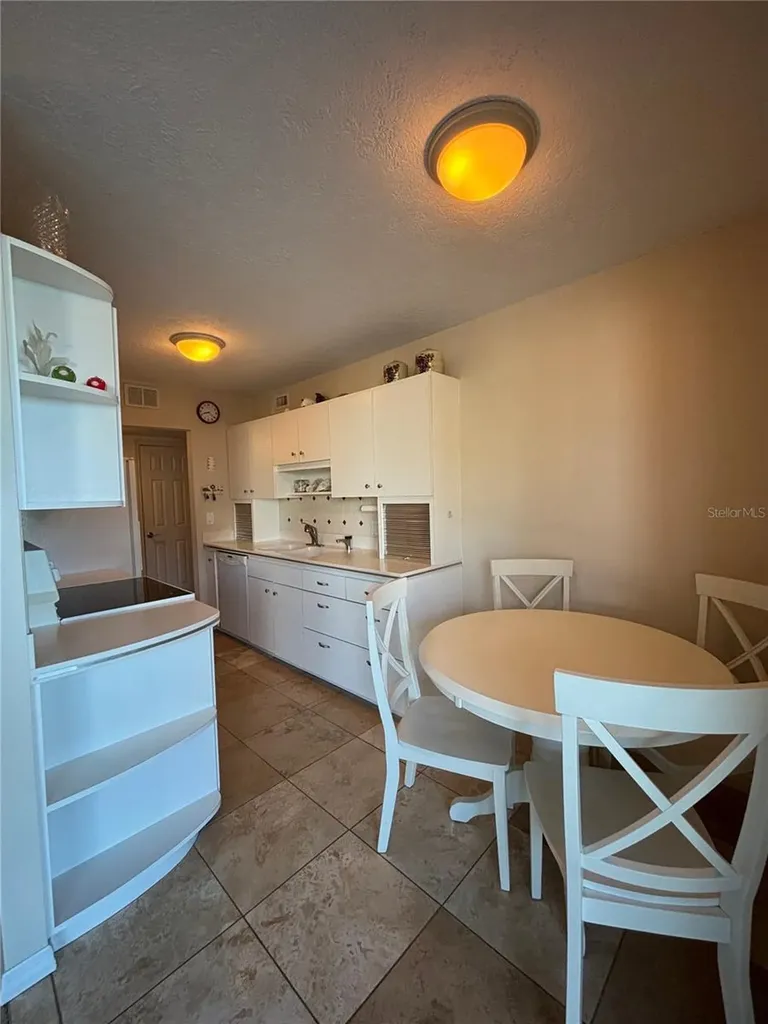 4822 Ocean Boulevard Sarasota FL 34242
