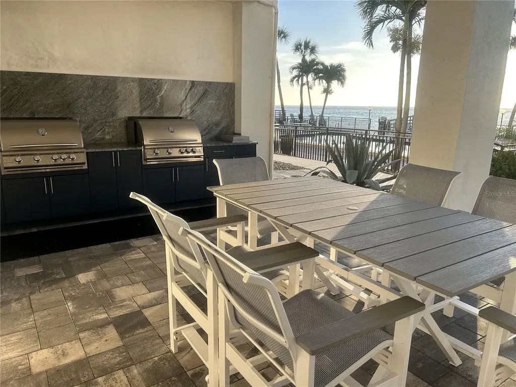4822 Ocean Boulevard Sarasota FL 34242