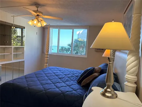4822 Ocean Boulevard Sarasota FL 34242