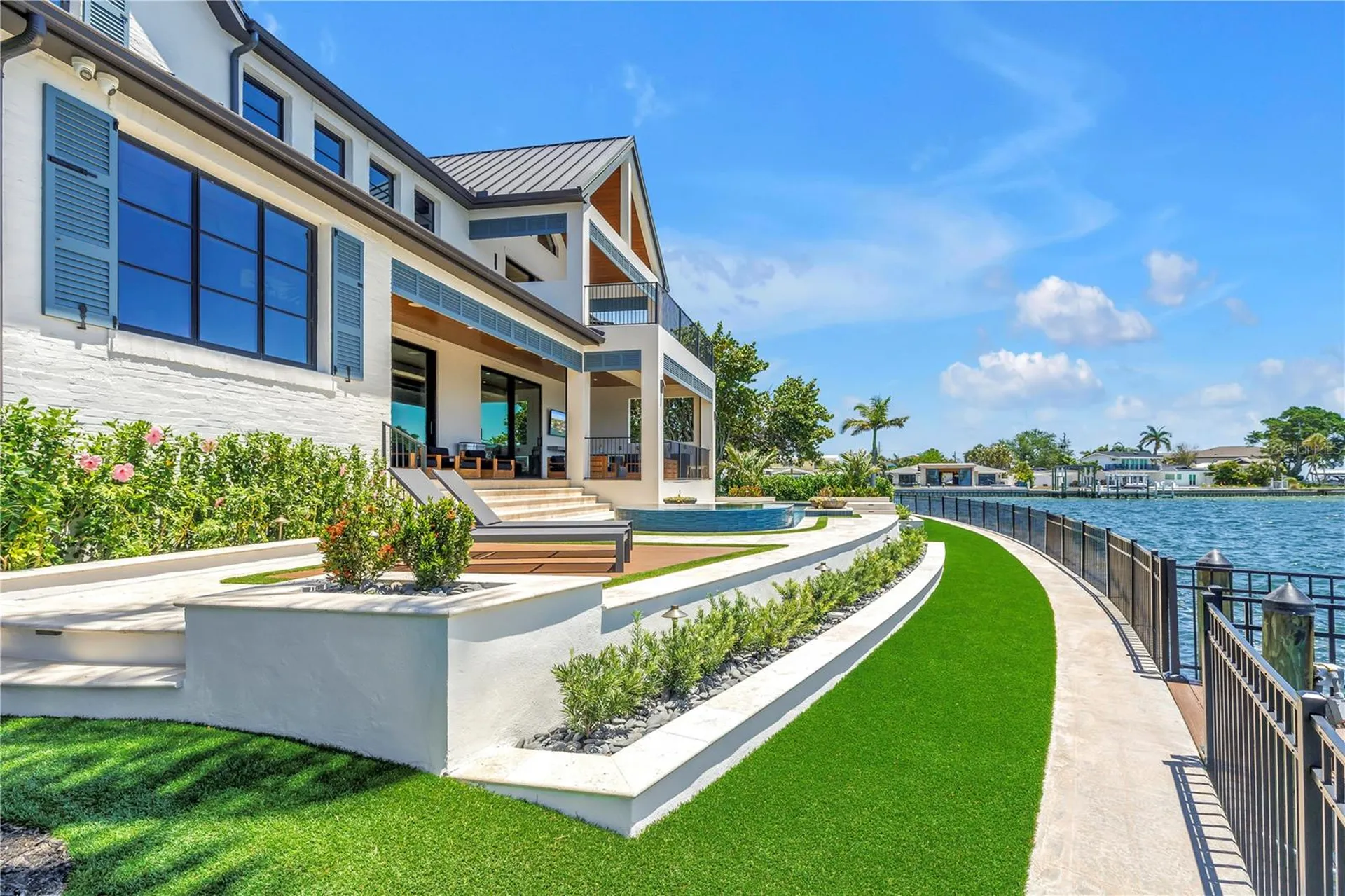 386 26th Avenue SE St Petersburg FL 33705