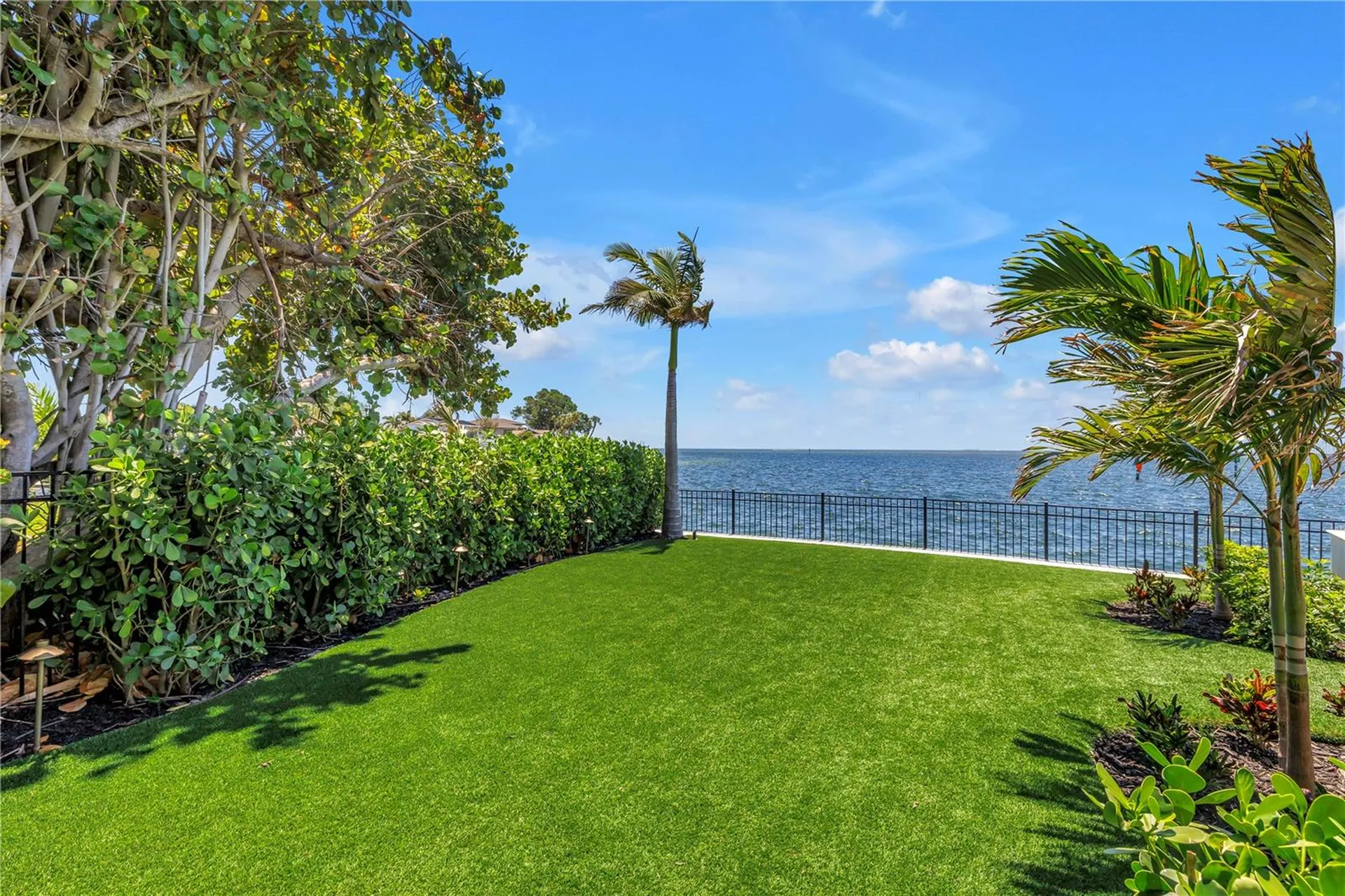 386 26th Avenue SE St Petersburg FL 33705