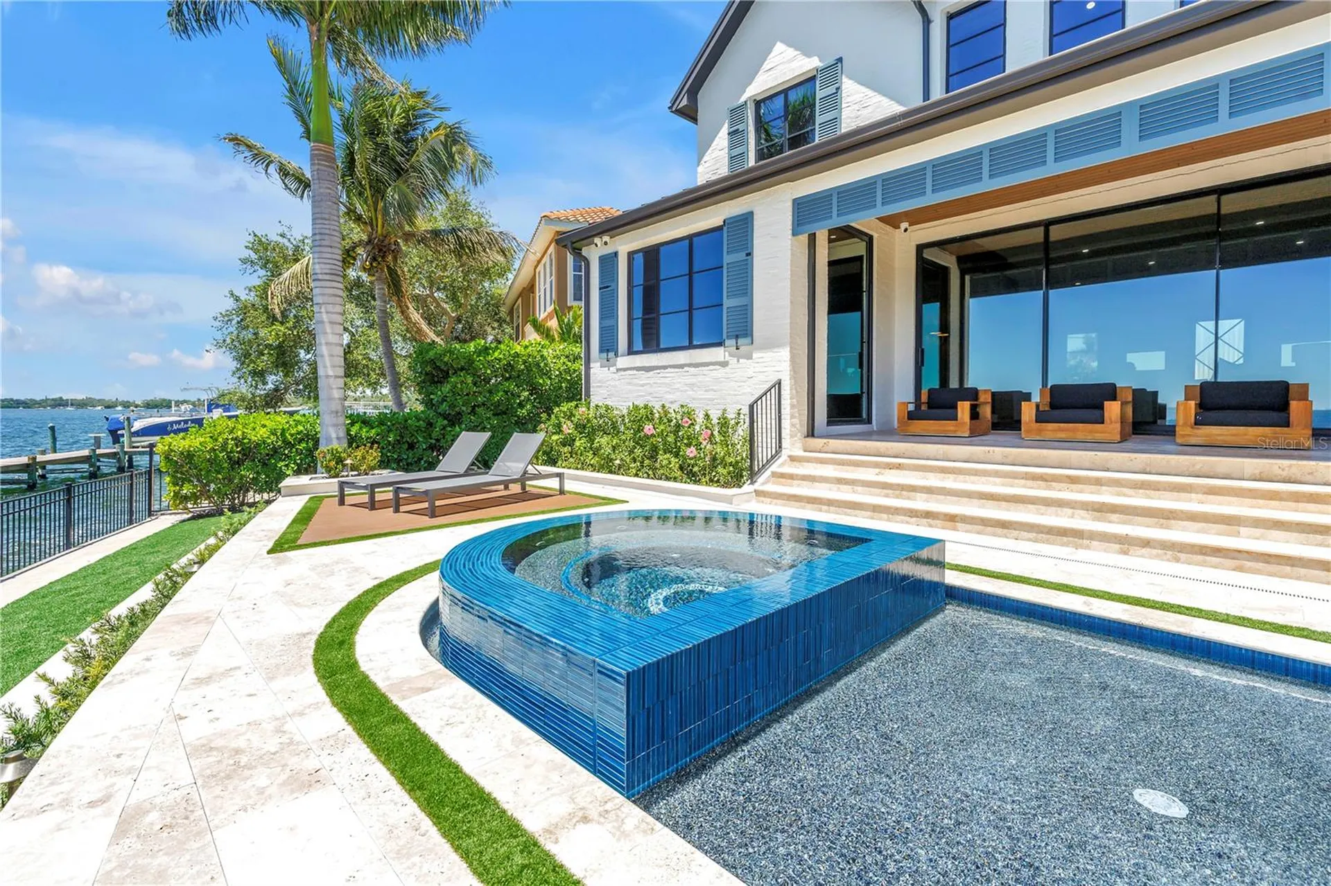 386 26th Avenue SE St Petersburg FL 33705