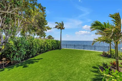 386 26th Avenue SE St Petersburg FL 33705