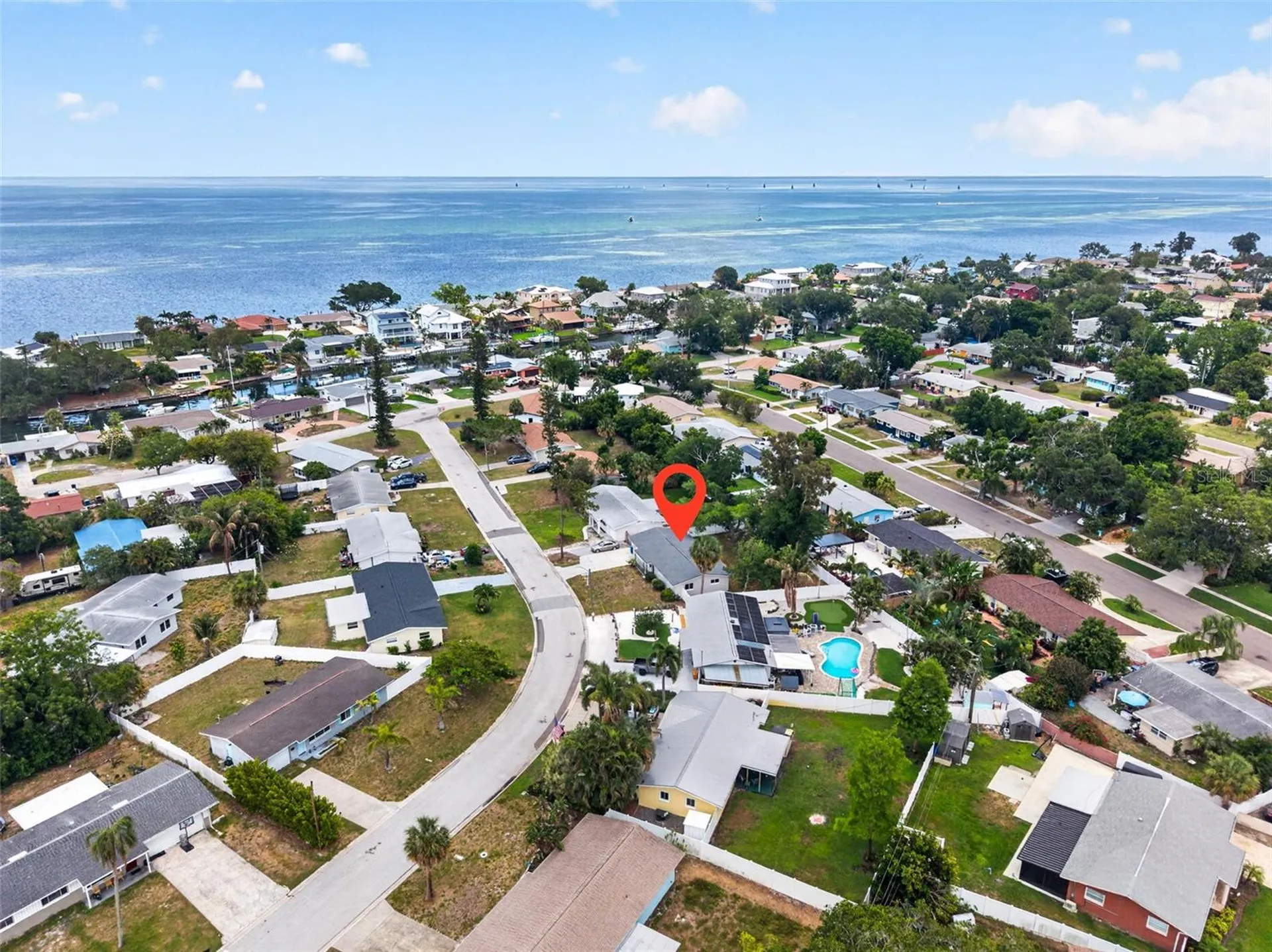 3673 Searobin Drive SE St Petersburg FL 33705