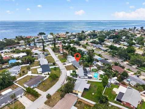 3673 Searobin Drive SE St Petersburg FL 33705