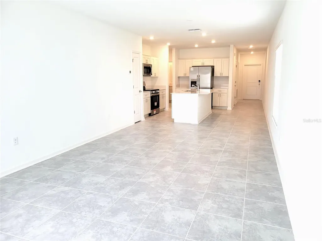 1469 Deepwater Circle Eagle Lake FL 33839