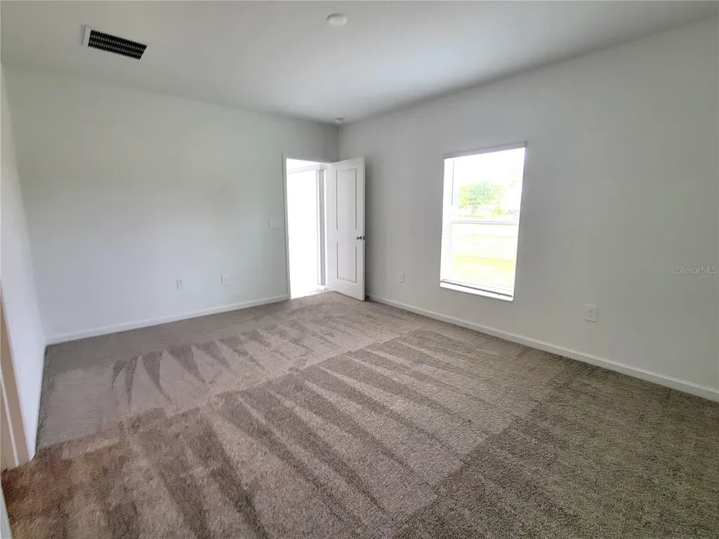 1469 Deepwater Circle Eagle Lake FL 33839