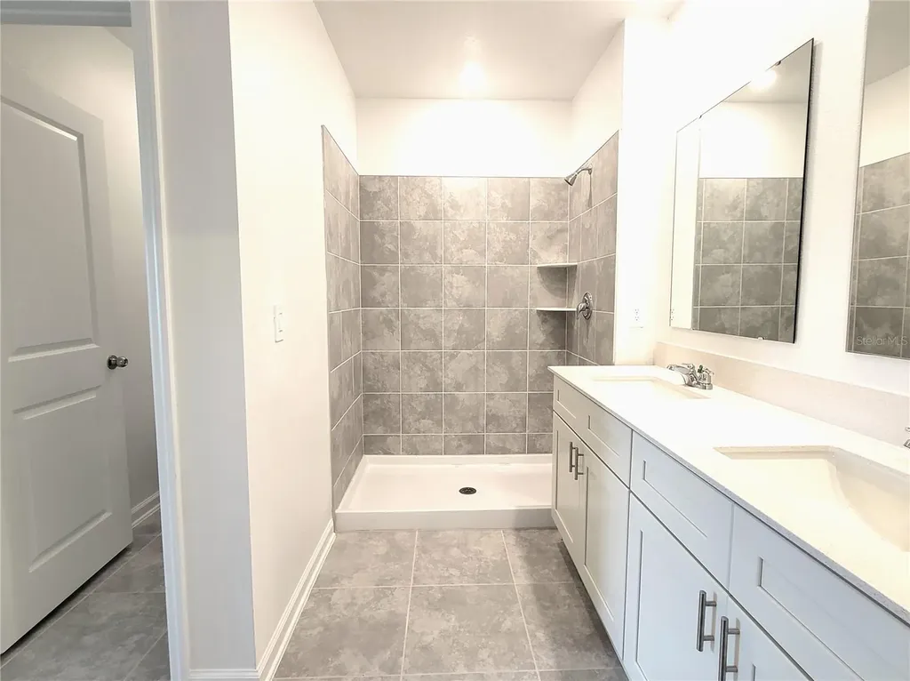 1469 Deepwater Circle Eagle Lake FL 33839