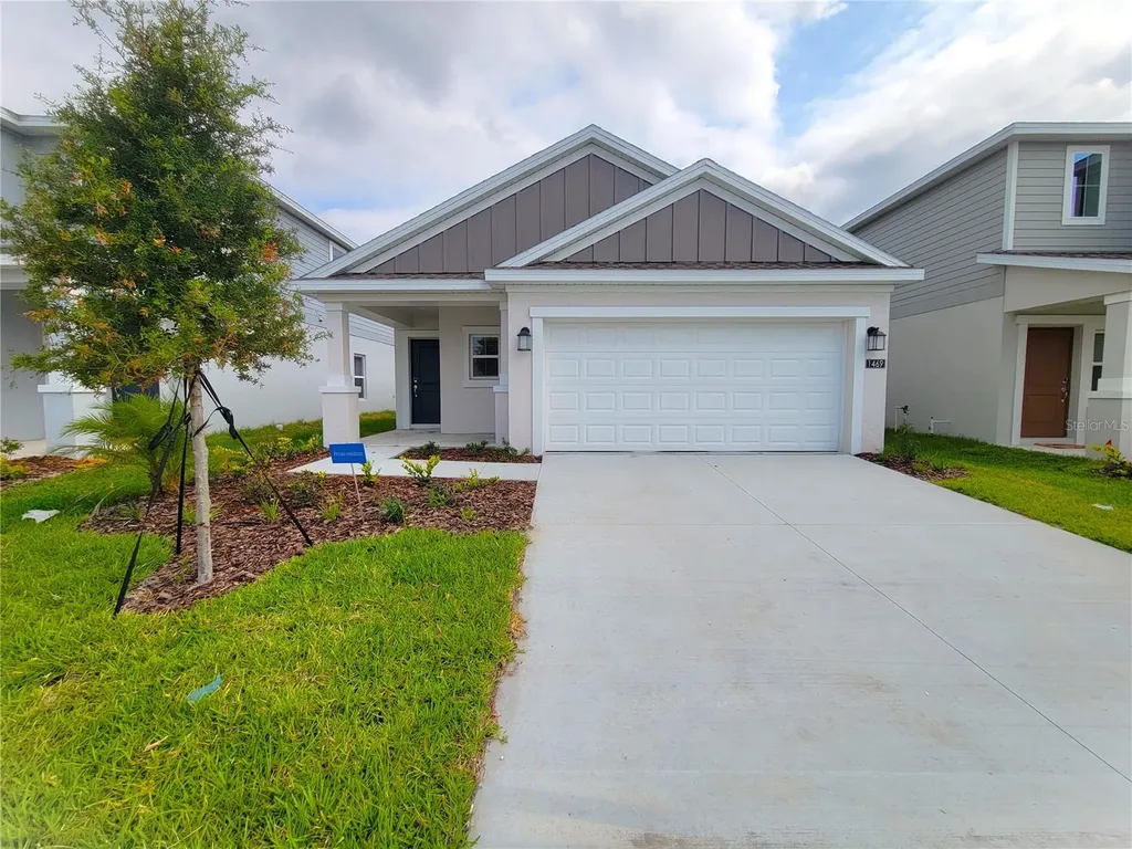 1469 Deepwater Circle Eagle Lake FL 33839