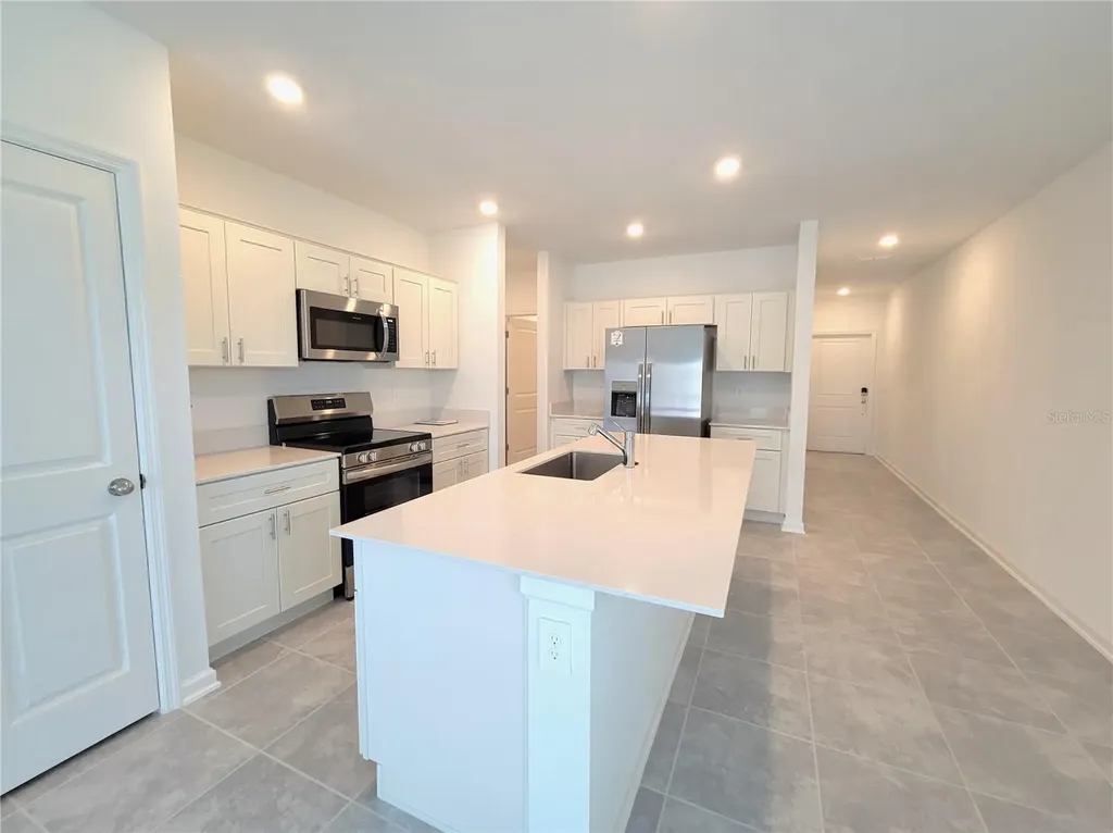 1469 Deepwater Circle Eagle Lake FL 33839