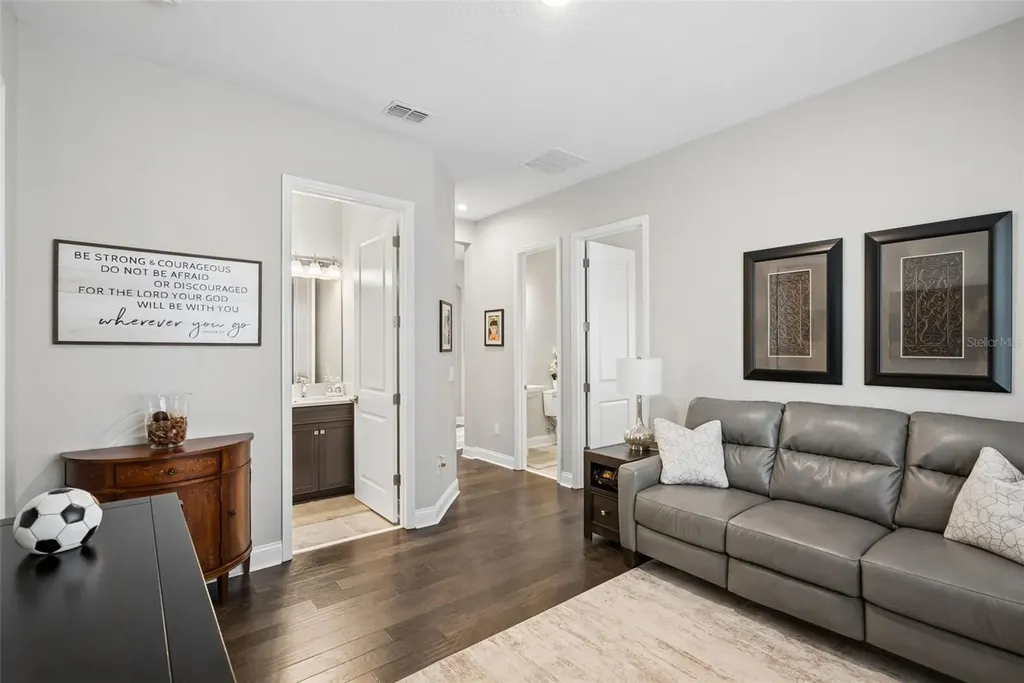 13308 Stoddart Avenue Orlando FL 32827