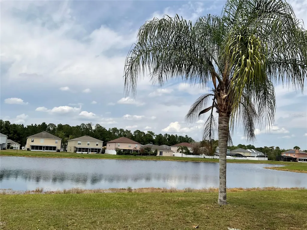 10318 Laxton Street Orlando FL 32824