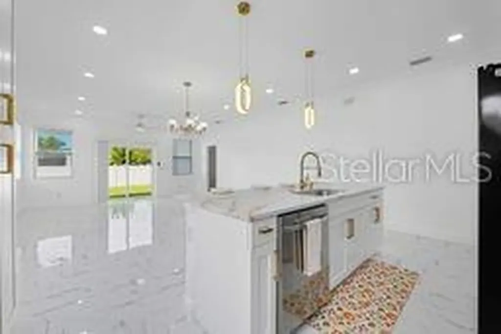 8424 N 16th Street Tampa FL 33604
