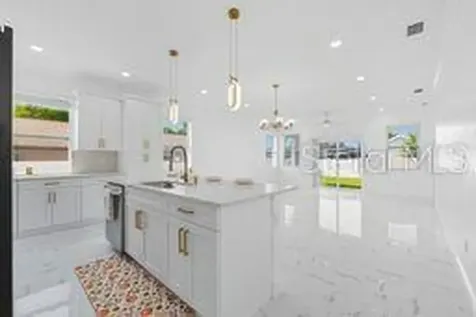 8424 N 16th Street Tampa FL 33604
