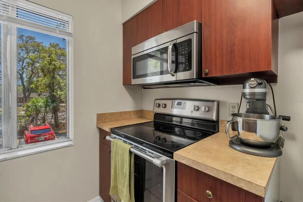 7505 Pitch Pine Circle Tampa FL 33617