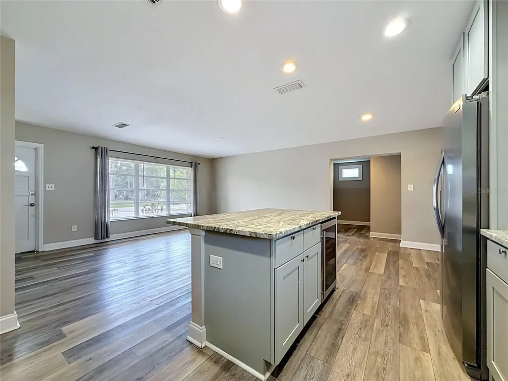 4509 S Hale Avenue Tampa FL 33611