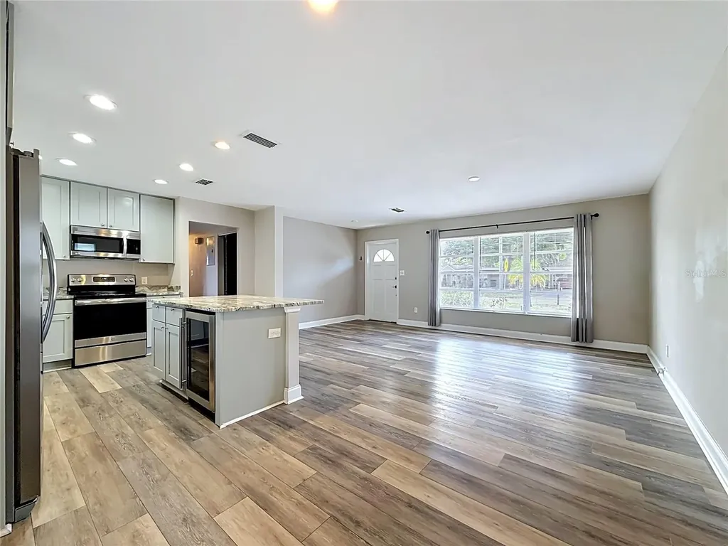 4509 S Hale Avenue Tampa FL 33611