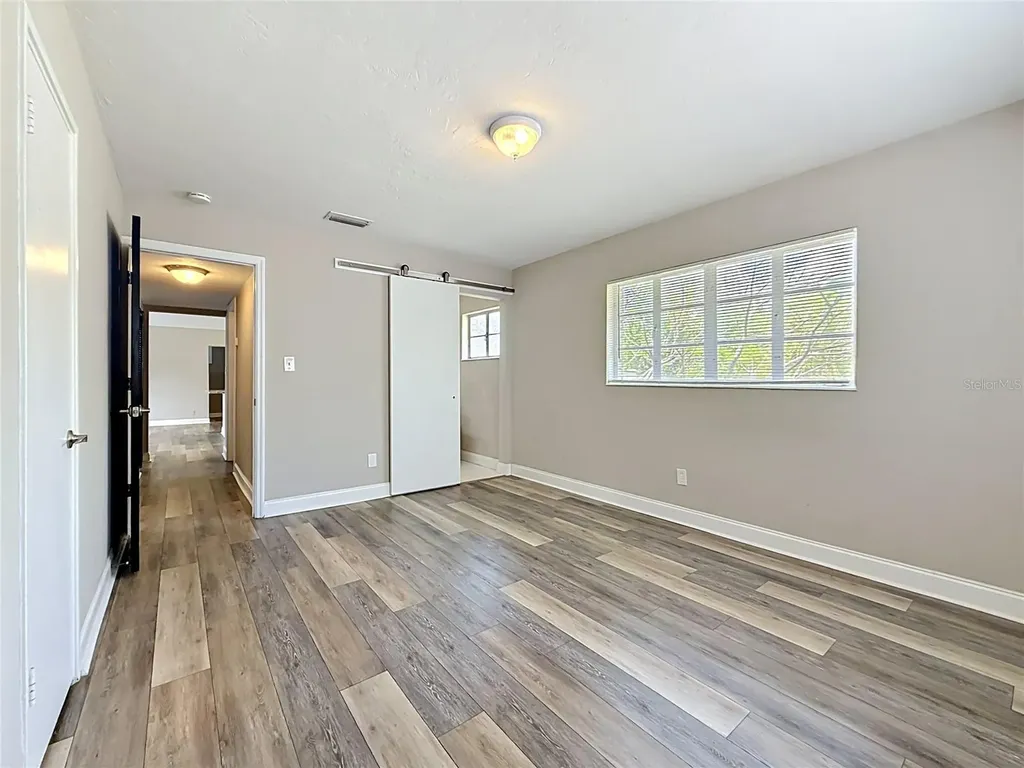 4509 S Hale Avenue Tampa FL 33611