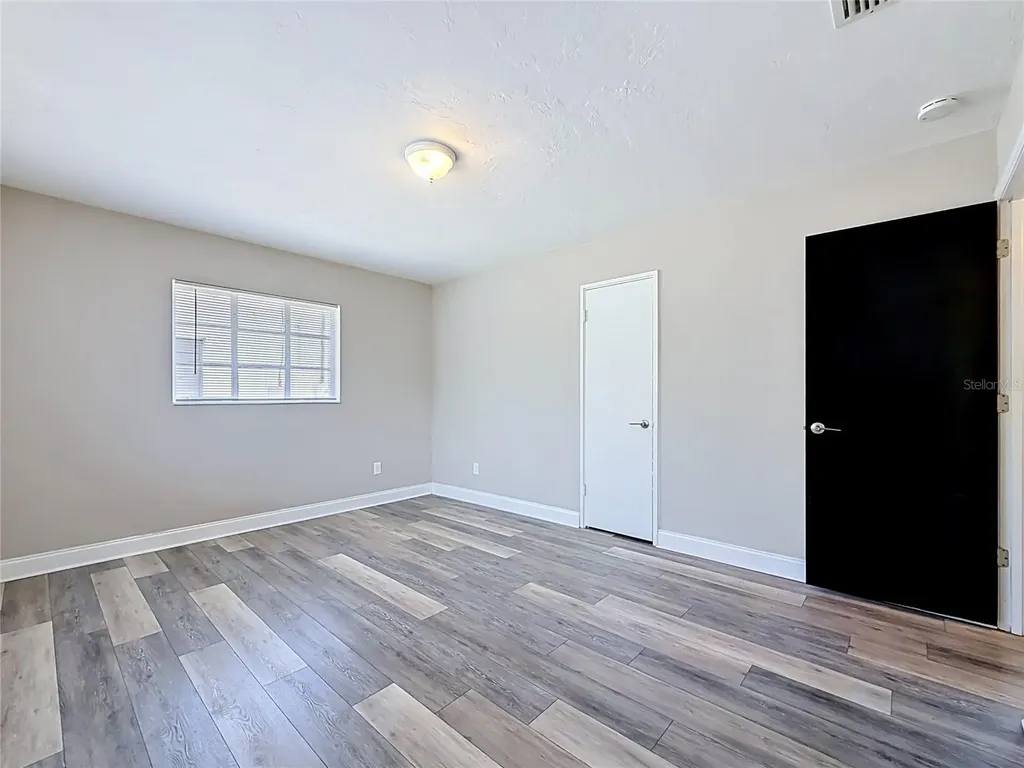 4509 S Hale Avenue Tampa FL 33611