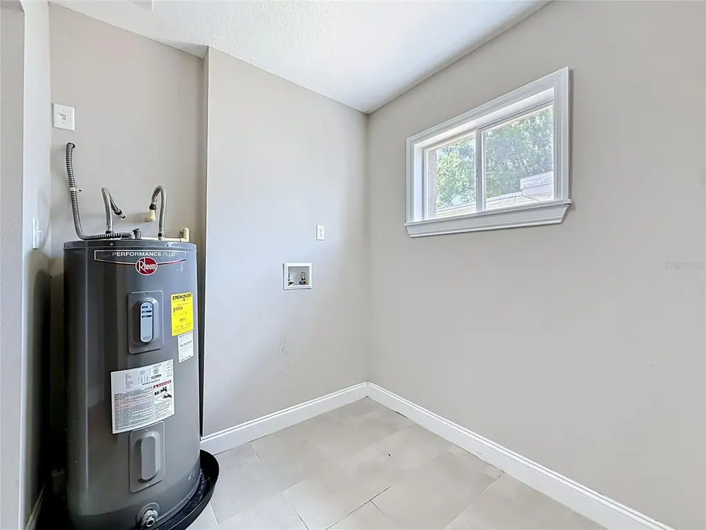 4509 S Hale Avenue Tampa FL 33611