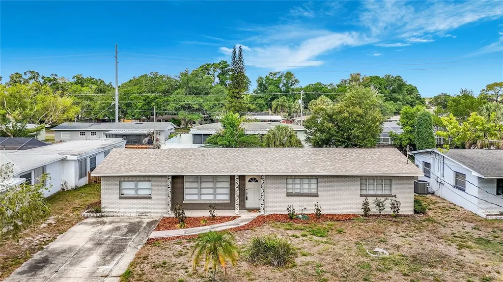 4509 S Hale Avenue Tampa FL 33611