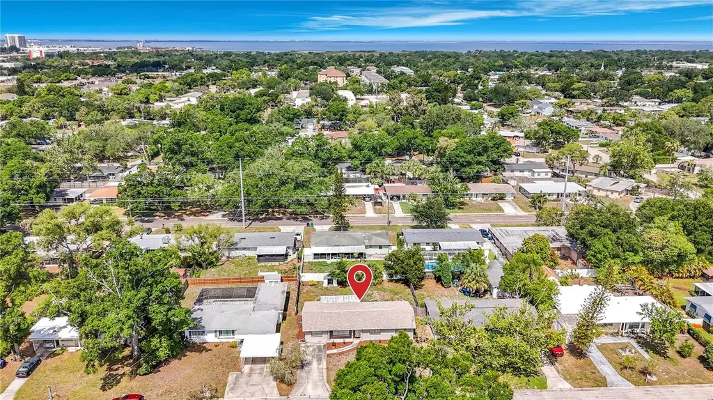 4509 S Hale Avenue Tampa FL 33611