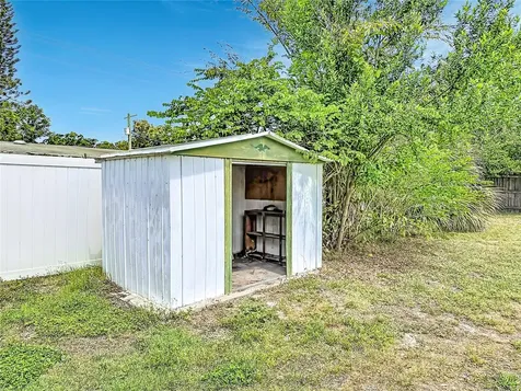 4509 S Hale Avenue Tampa FL 33611