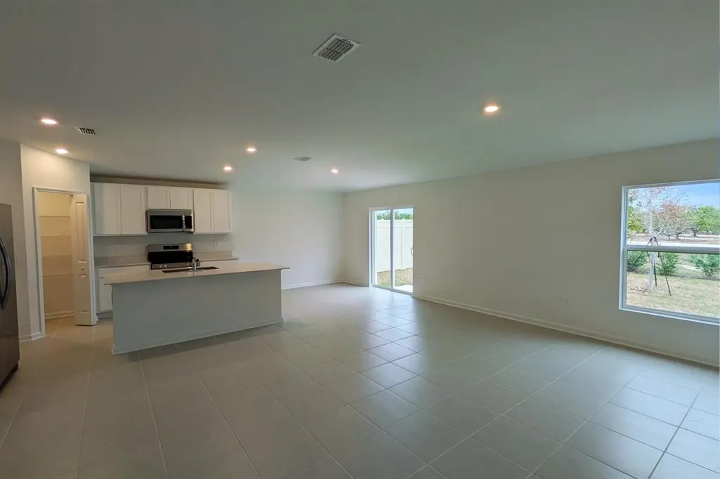 2838 Pennachio Drive Lake Wales FL 33853