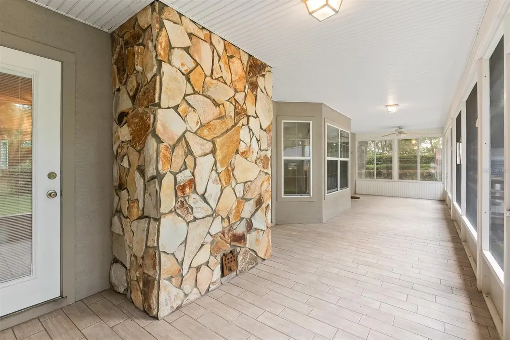 1153 Cr 722 Webster FL 33597