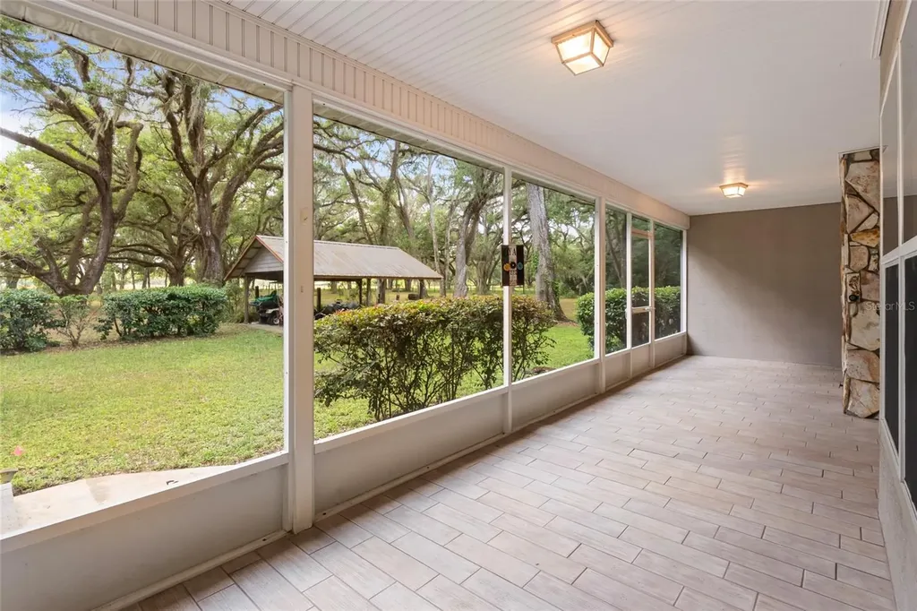 1153 Cr 722 Webster FL 33597