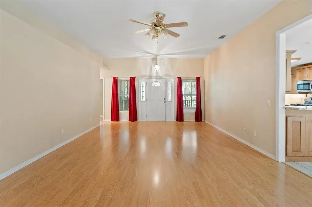 1153 Cr 722 Webster FL 33597