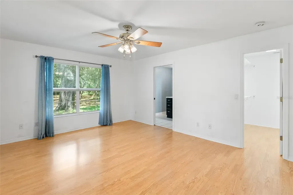 1153 Cr 722 Webster FL 33597