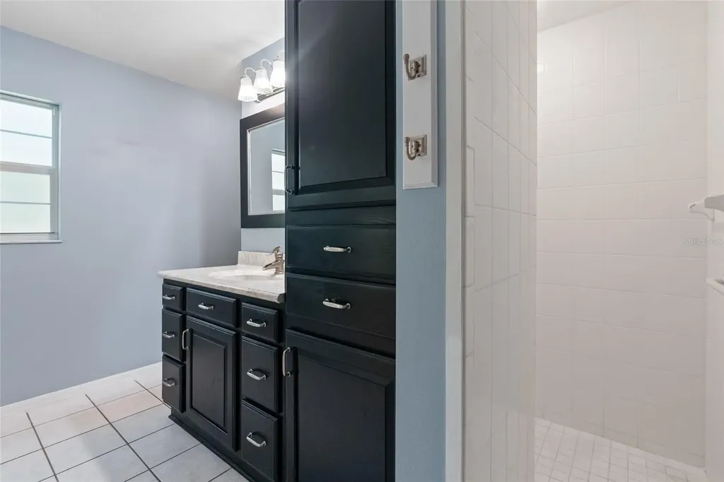 1153 Cr 722 Webster FL 33597