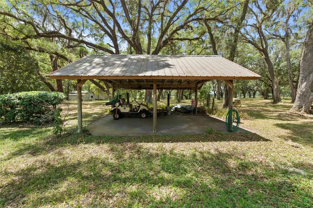 1153 Cr 722 Webster FL 33597