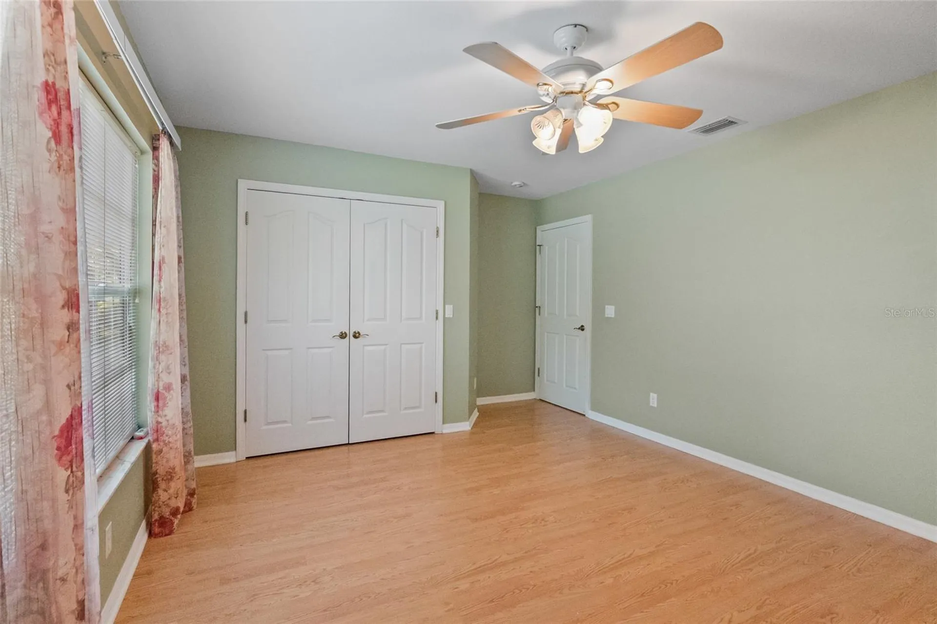 1153 Cr 722 Webster FL 33597