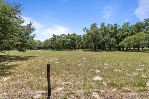 1153 Cr 722 Webster FL 33597