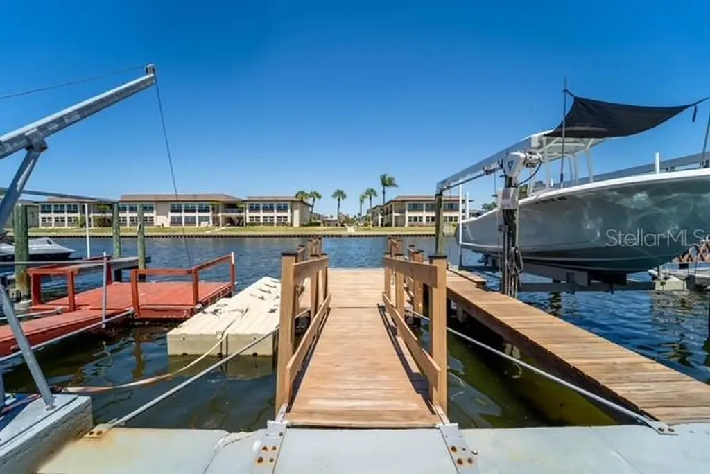4825 Floramar Terrace New Port Richey FL 34652