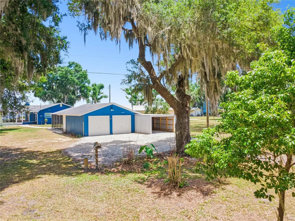 10742 W Beach Parkway Lake Wales FL 33898