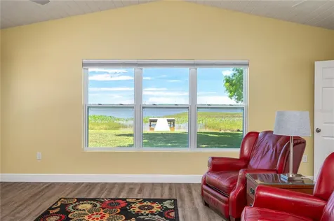 10742 W Beach Parkway Lake Wales FL 33898