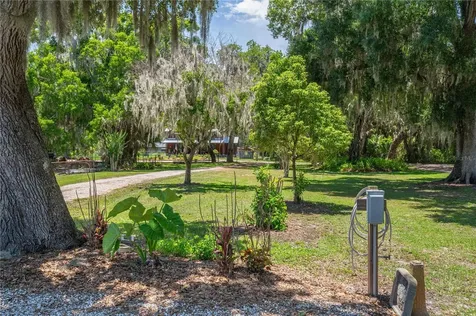 10742 W Beach Parkway Lake Wales FL 33898