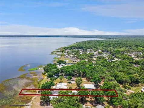 10742 W Beach Parkway Lake Wales FL 33898
