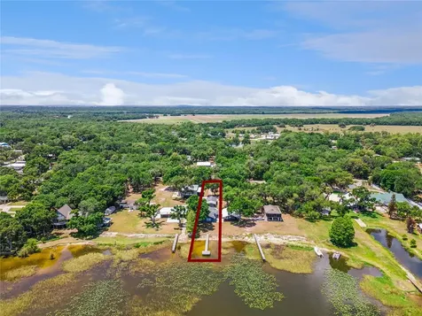 10742 W Beach Parkway Lake Wales FL 33898