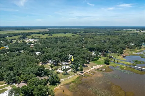 10742 W Beach Parkway Lake Wales FL 33898