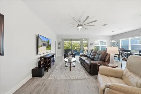 5521 Limelight Drive Apollo Beach FL 33572