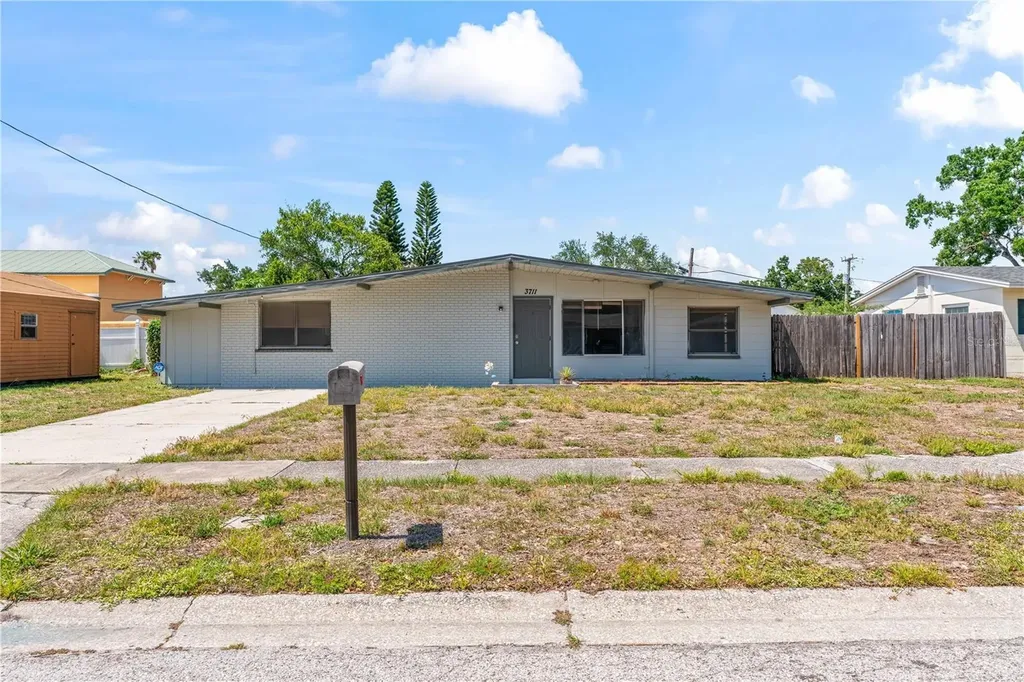 3711 W Leila Avenue Tampa FL 33611